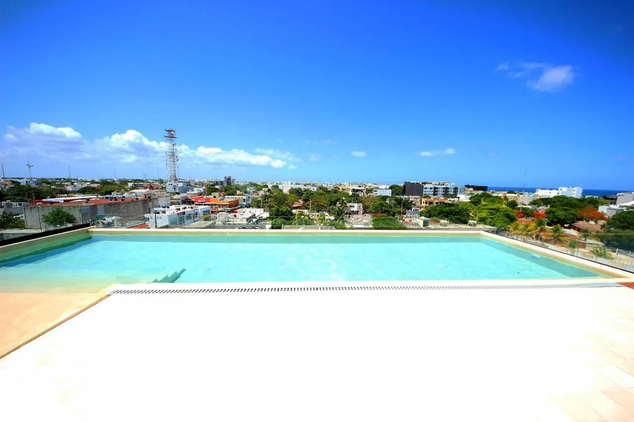 Spacious Studio, Amazing Rooftop With Sea View Playa del Carmen